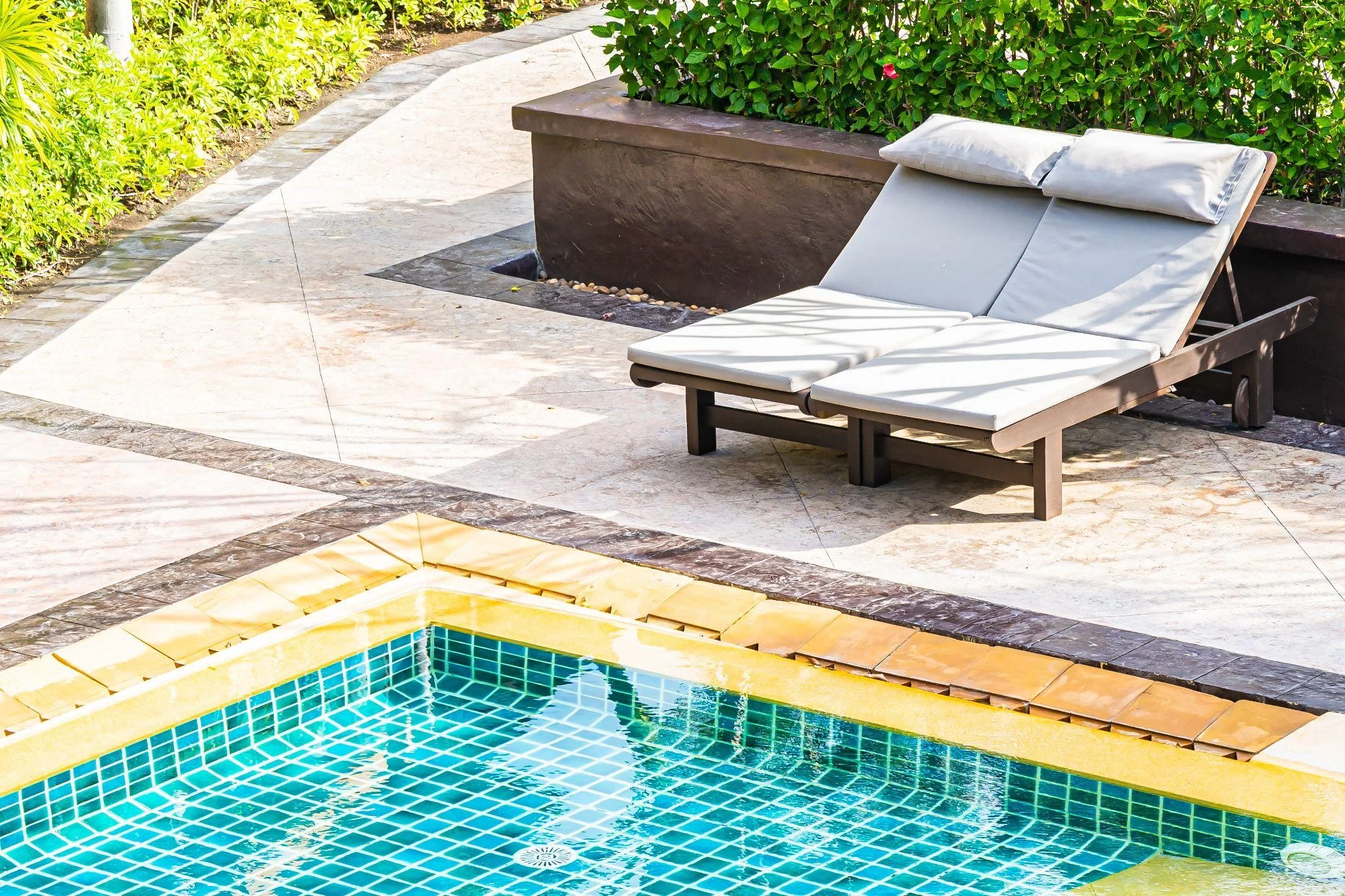 Pool Surrounds Melbourne